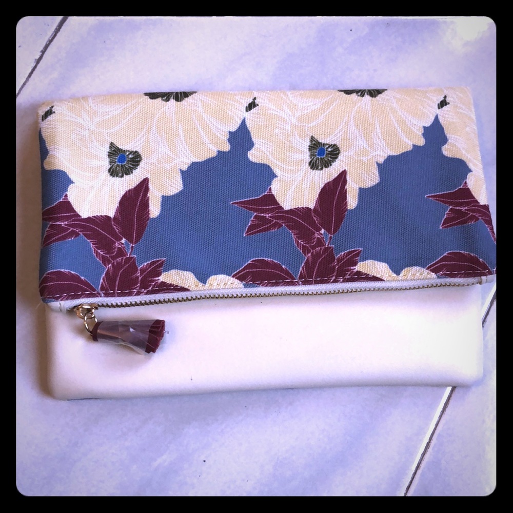 Clutch never worn